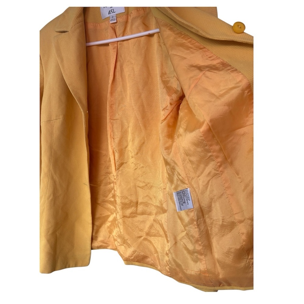 Kasper Women's Yellow Notch Collar Button Blazer - Picture 8 of 10